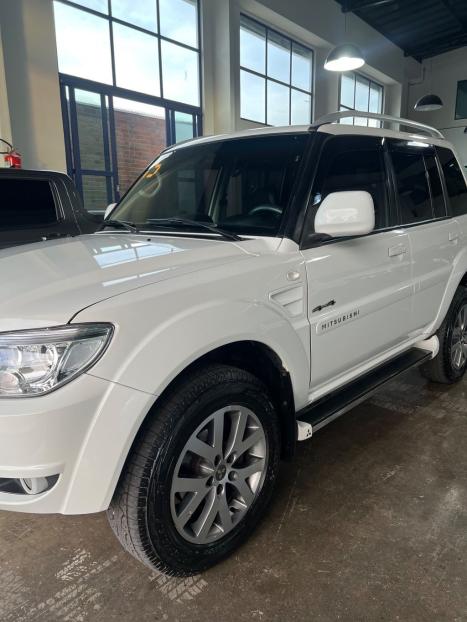 MITSUBISHI Pajero TR4 2.0 16V 4P 4X4 AUTOM�TICO, Foto 2