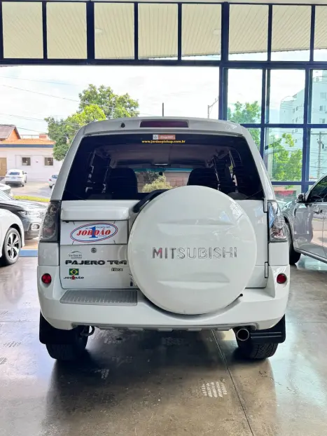MITSUBISHI Pajero TR4 2.0 16V 4P 4X4 AUTOM�TICO, Foto 6