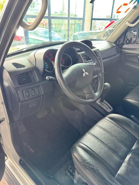 MITSUBISHI Pajero TR4 2.0 16V 4P 4X4 AUTOM�TICO, Foto 12