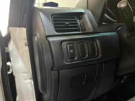 MITSUBISHI Pajero TR4 2.0 16V 4P, Foto 14