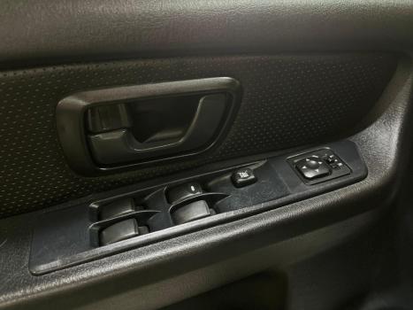 MITSUBISHI Pajero TR4 2.0 16V 4P, Foto 24