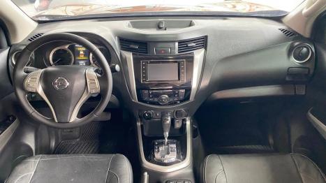 NISSAN Frontier 2.3 16V LE 4X4 CABINE DUPLA BI-TURBO DIESEL AUTOM�TICO, Foto 4