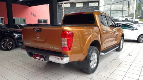 NISSAN Frontier 2.3 16V LE 4X4 CABINE DUPLA BI-TURBO DIESEL AUTOM�TICO, Foto 9