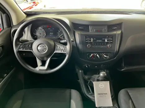 NISSAN Frontier 2.3 16V S 4X4 CABINE DUPLA BI-TURBO DIESEL, Foto 5
