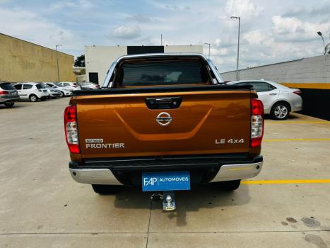 NISSAN Frontier 2.3 16V LE 4X4 CABINE DUPLA BI-TURBO DIESEL AUTOM�TICO, Foto 2