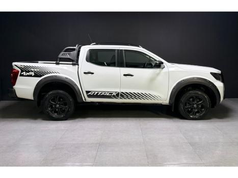 NISSAN Frontier 2.3 ATTACK CABINE DUPLA 4X4 BI-TURBO DIESEL AUTOM�TICO, Foto 3