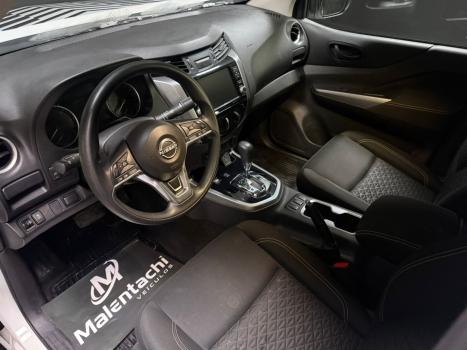 NISSAN Frontier 2.3 ATTACK CABINE DUPLA 4X4 BI-TURBO DIESEL AUTOM�TICO, Foto 8
