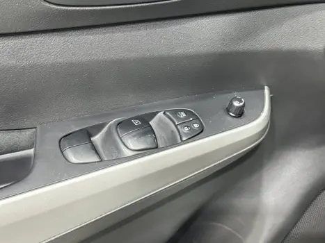 NISSAN Frontier 2.3 ATTACK CABINE DUPLA 4X4 BI-TURBO DIESEL AUTOM�TICO, Foto 10