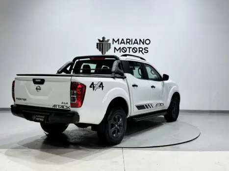 NISSAN Frontier 2.3 ATTACK CABINE DUPLA 4X4 BI-TURBO DIESEL AUTOM�TICO, Foto 14
