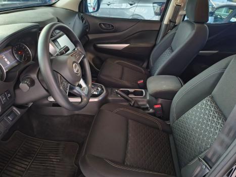 NISSAN Frontier 2.3 ATTACK CABINE DUPLA 4X4 BI-TURBO DIESEL AUTOM�TICO, Foto 20
