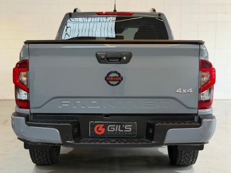 NISSAN Frontier 2.3 16V PRO4X CABINE DUPLA 4X4 BI-TURBO DIESEL AUTOM�TICO, Foto 10