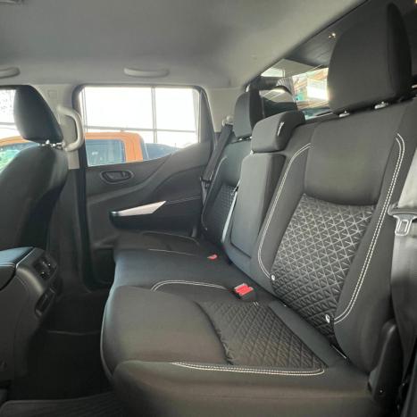 NISSAN Frontier 2.3 ATTACK CABINE DUPLA 4X4 BI-TURBO DIESEL AUTOM�TICO, Foto 10