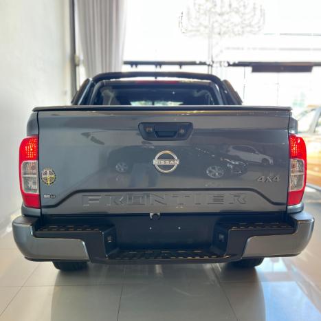 NISSAN Frontier 2.3 ATTACK CABINE DUPLA 4X4 BI-TURBO DIESEL AUTOM�TICO, Foto 15