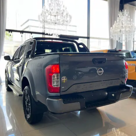 NISSAN Frontier 2.3 ATTACK CABINE DUPLA 4X4 BI-TURBO DIESEL AUTOM�TICO, Foto 16