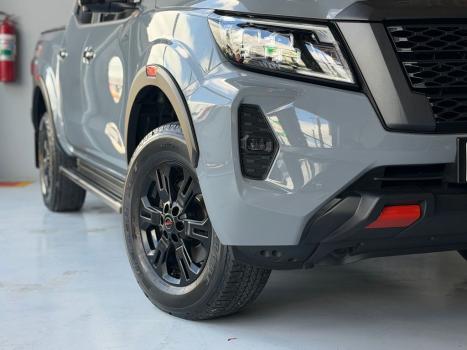 NISSAN Frontier 2.3 16V PRO4X CABINE DUPLA 4X4 BI-TURBO DIESEL AUTOMÁTICO, Foto 2