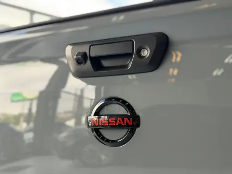 NISSAN Frontier 2.3 16V PRO4X CABINE DUPLA 4X4 BI-TURBO DIESEL AUTOMÁTICO, Foto 7