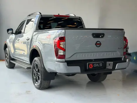 NISSAN Frontier 2.3 16V PRO4X CABINE DUPLA 4X4 BI-TURBO DIESEL AUTOMÁTICO, Foto 9