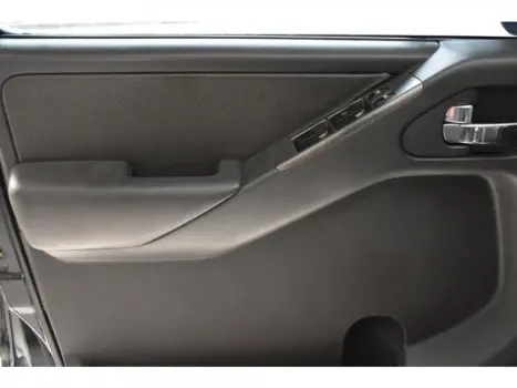 NISSAN Frontier 2.5 SL 4X4 TURBO DIESEL CABINE DUPLA AUTOM�TICO, Foto 4