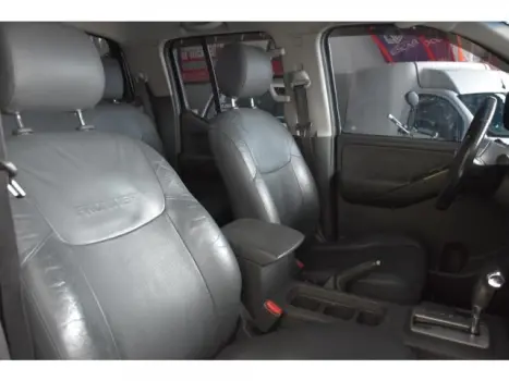 NISSAN Frontier 2.5 SL 4X4 TURBO DIESEL CABINE DUPLA AUTOM�TICO, Foto 8