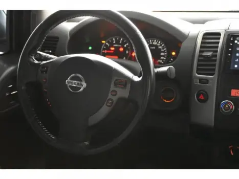 NISSAN Frontier 2.5 SL 4X4 TURBO DIESEL CABINE DUPLA AUTOM�TICO, Foto 15