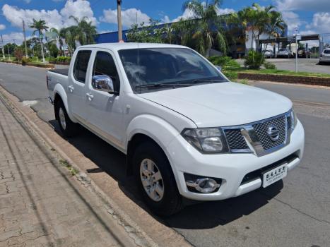 NISSAN Frontier 2.5 16V PLATINUM 4X4 TURBO DIESEL CABINE DUPLA AUTOM�TICO, Foto 3
