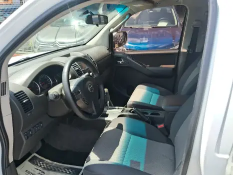 NISSAN Frontier 2.5 16V PLATINUM 4X4 TURBO DIESEL CABINE DUPLA AUTOM�TICO, Foto 9