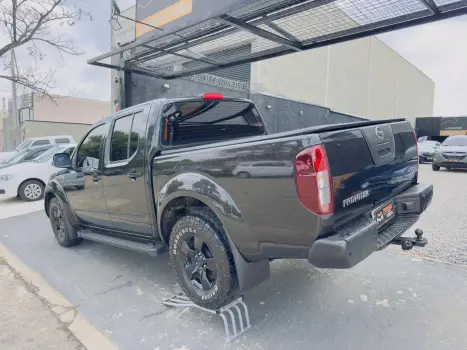 NISSAN Frontier 2.5 XE TURBO DIESEL CABINE DUPLA, Foto 8