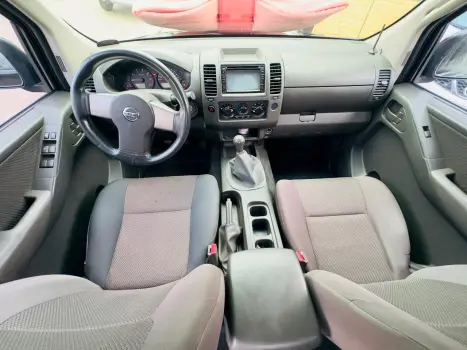 NISSAN Frontier 2.5 XE TURBO DIESEL CABINE DUPLA, Foto 9