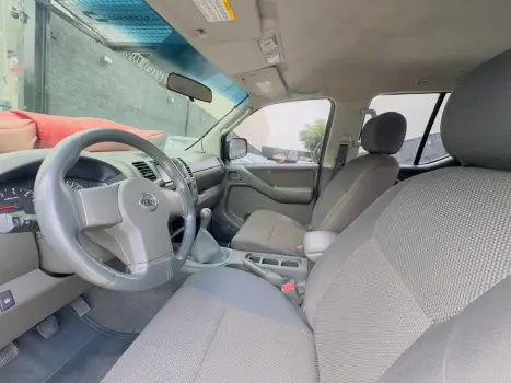 NISSAN Frontier 2.5 XE TURBO DIESEL CABINE DUPLA, Foto 10