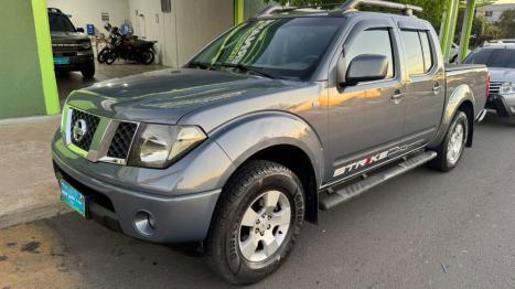NISSAN Frontier 2.5 SE ATTACK TURBO DIESEL CABINE DUPLA, Foto 2