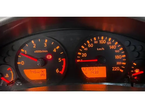 NISSAN Frontier , Foto 6