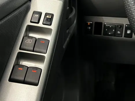 NISSAN Frontier , Foto 7