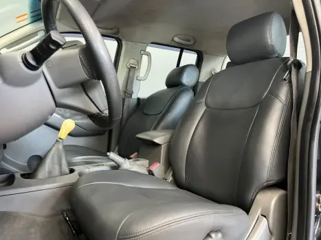 NISSAN Frontier , Foto 8