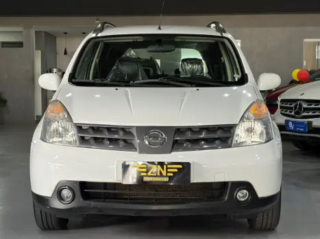 NISSAN Grand Livina , Foto 2