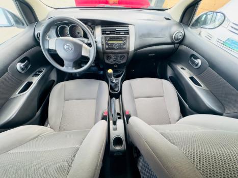 NISSAN Grand Livina 1.8 16V 4P FLEX, Foto 10