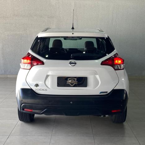 NISSAN Kicks 1.6 16V 4P FLEXSTART S X-TRONIC AUTOM�TICO CVT, Foto 4