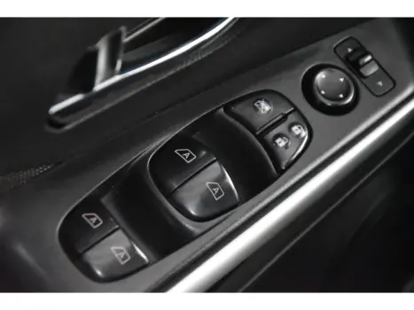 NISSAN Kicks 1.6 16V 4P FLEXSTART EXCLUSIVE XTRONIC AUTOM�TICO CVT, Foto 8