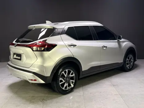 NISSAN Kicks 1.6 16V 4P FLEXSTART SENSE XTRONIC AUTOM�TICO CVT, Foto 4