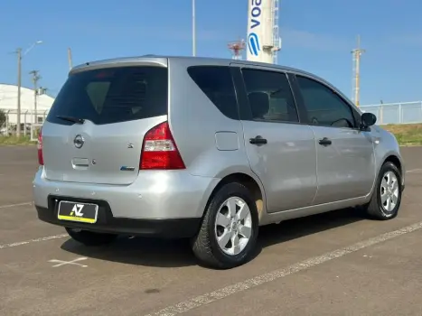 NISSAN Livina 1.6 16V 4P FLEX, Foto 6