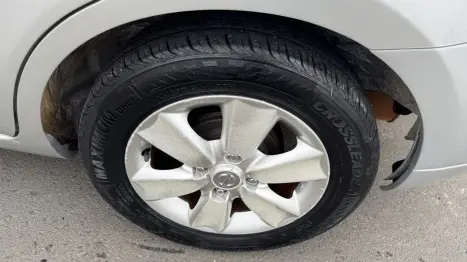 NISSAN Livina 1.6 16V 4P S FLEX, Foto 13