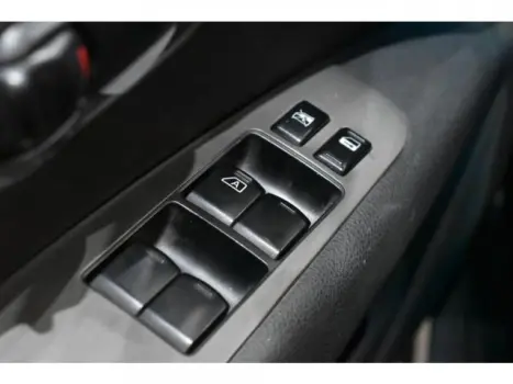 NISSAN Livina 1.8 16V SL 4P FLEX, Foto 7