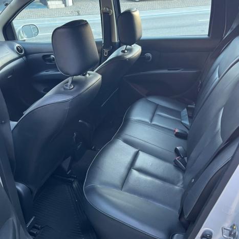 NISSAN Livina 1.8 16V SL 4P FLEX, Foto 4