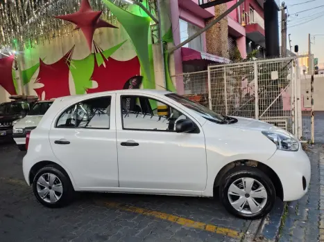 NISSAN March 1.0 12V 4P S FLEX, Foto 17