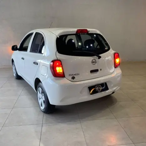 NISSAN March 1.0 12V 4P S FLEX, Foto 2