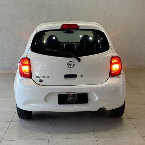 NISSAN March 1.0 12V 4P S FLEX, Foto 4