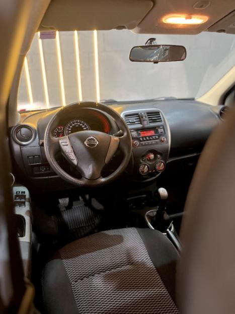 NISSAN March 1.0 16V 4P SV FLEX, Foto 4