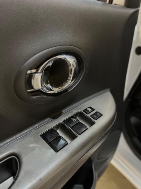 NISSAN March 1.0 16V 4P SV FLEX, Foto 9