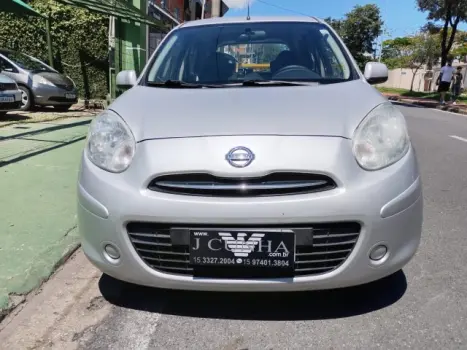 NISSAN March 1.6 16V 4P S FLEX, Foto 2
