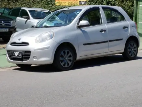 NISSAN March 1.6 16V 4P S FLEX, Foto 3