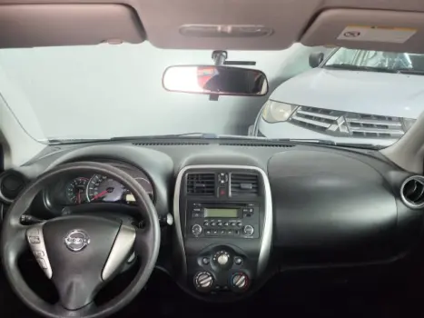 NISSAN March 1.6 16V 4P SV FLEX AUTOM�TICO CVT, Foto 6
